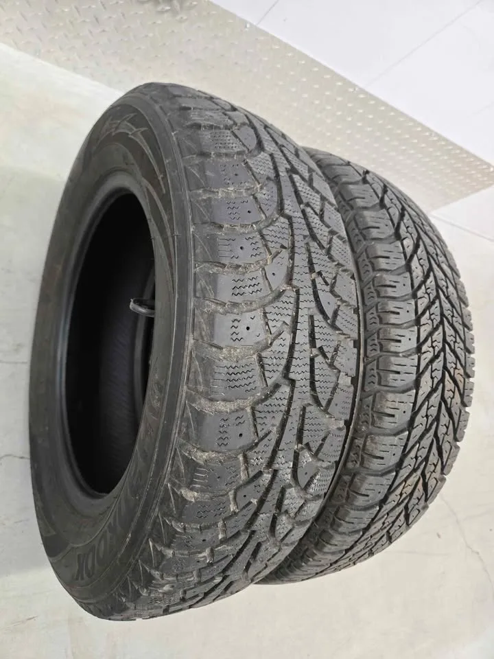 Two Winter Tires- 195/65R15 image indicator(2)