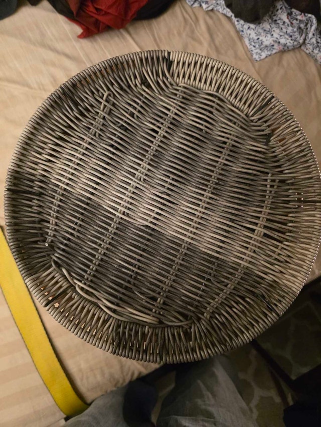 Lazy susan with basket weave 12 inch