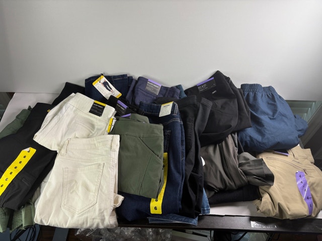 LOT 20PC Small Womens Clothing - NWT & NWOT