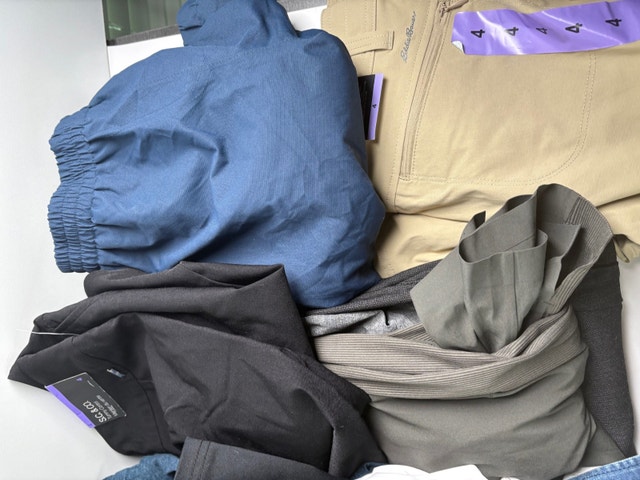 LOT 20PC Small Womens Clothing - NWT & NWOT - photo 2