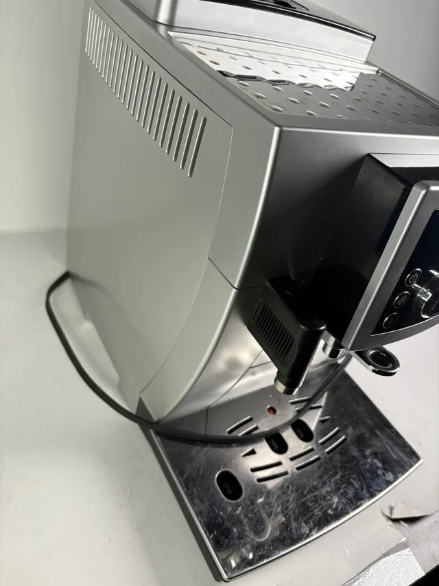 De'Longhi Magnifica S Automatic Espresso Machine ECAM23270S image indicator(3)