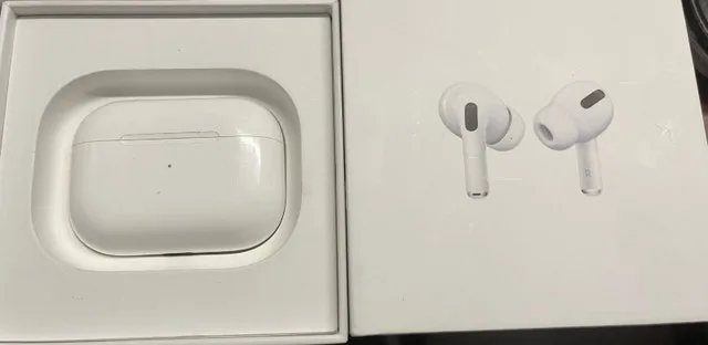 Apple Airpods Pro (1st Gen) image indicator(2)