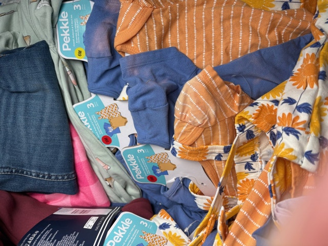 100 PC Kids Clothing - Boys / Girls - All Sizes - photo 5