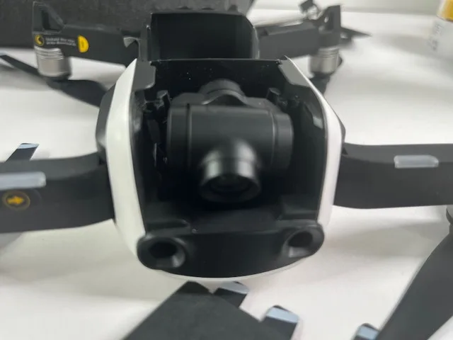 DJI Mavic Air Camera Drone - Fly More Package image indicator(3)