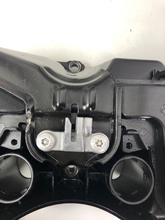 BMW Valve Cylinder Head Gasket Cover 111-12-7-552-281 111020 20 - photo 5