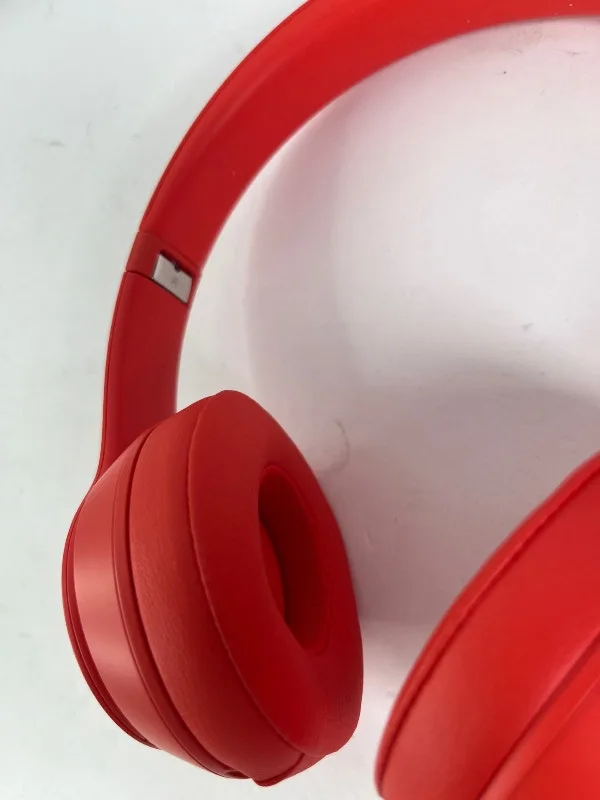 Beats Solo3 Wireless On-Ear Headphones - Apple image indicator(3)