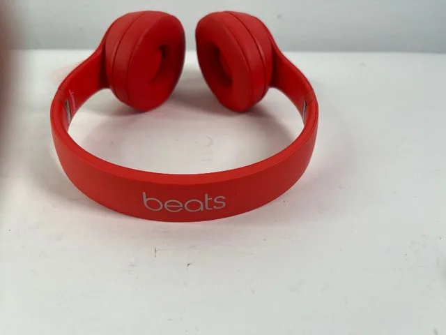 Beats Solo3 Wireless On-Ear Headphones - Apple image indicator(5)