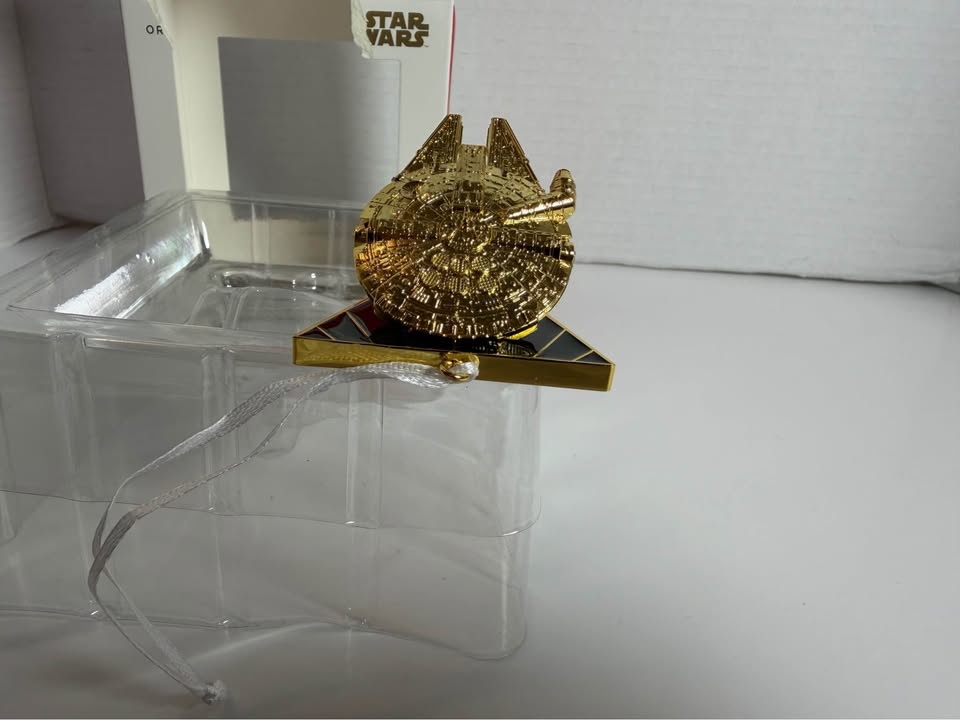 Star Wars Millennium Falcon - Gold Christmas Tree Ornament - photo 5