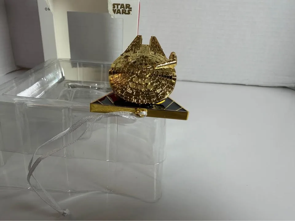 Star Wars Millennium Falcon - Gold Christmas Tree Ornament image indicator(5)