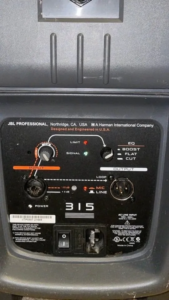 Vintage Discontinued Portable Speaker image indicator(3)