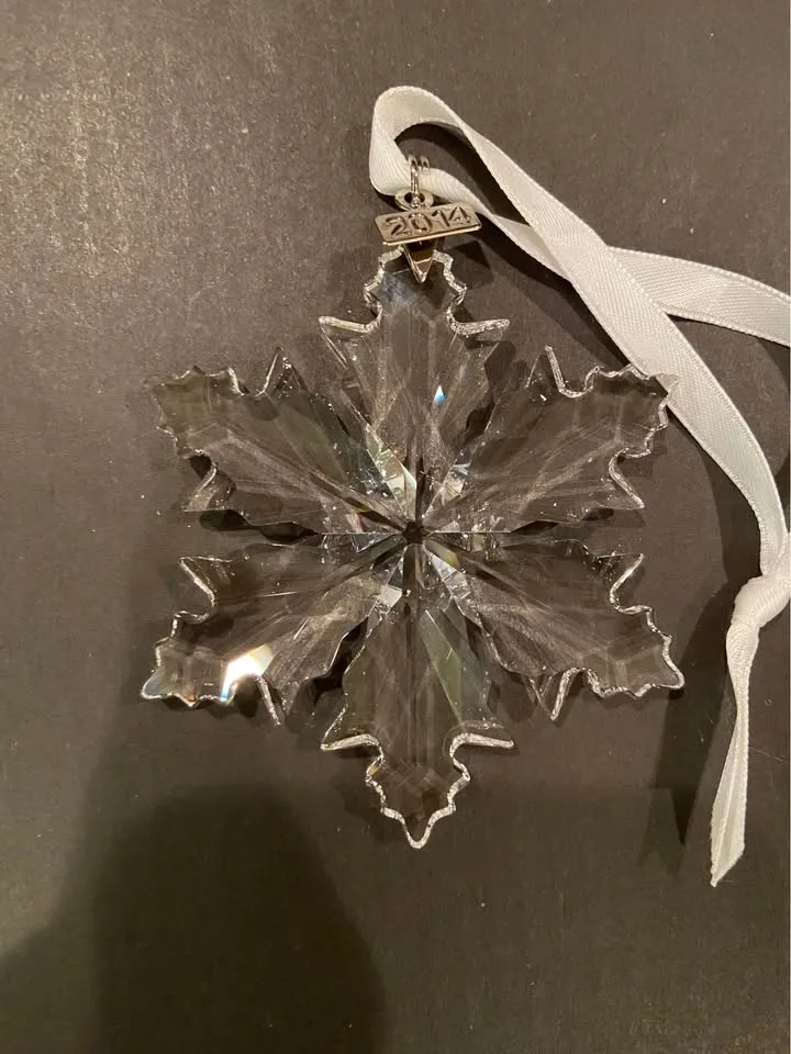 Swarovski Annual Christmas Ornament, 2014 image indicator(3)