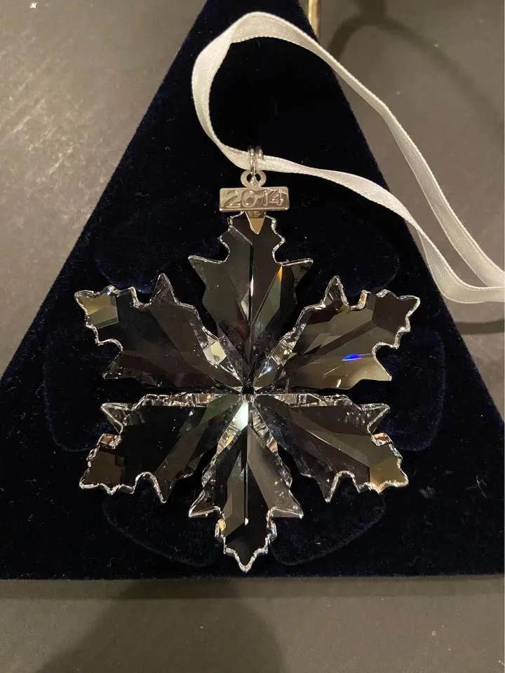 Swarovski Annual Christmas Ornament, 2014 image indicator(6)