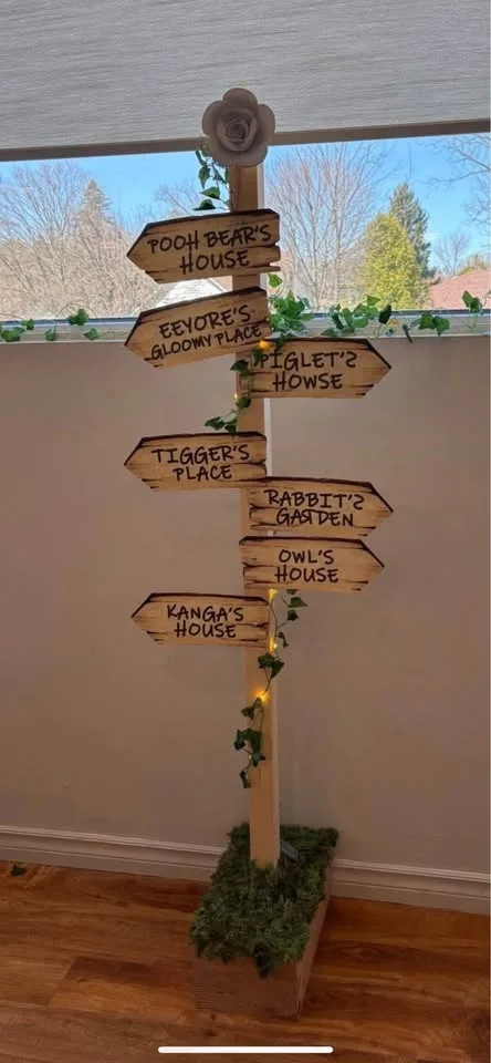 Pooh Bear 5 foot Rental Post image indicator(5)