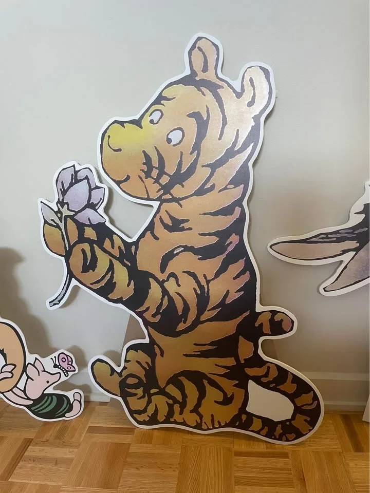 Pooh Bear 3-4 foot Standup Cutouts image indicator(2)