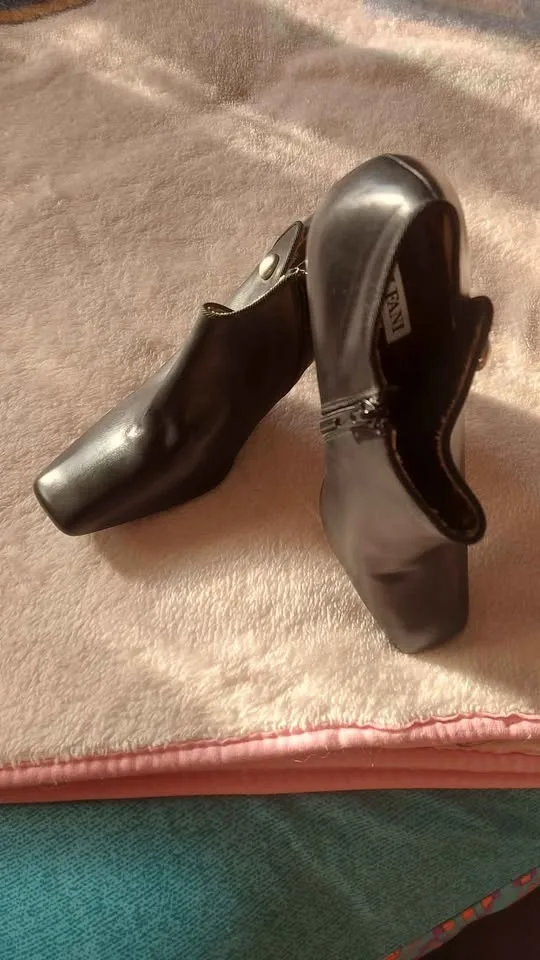 ALFANI Black Leather Ankle Booties Size 10M image indicator(3)