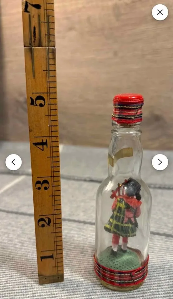 Vintage 1960's Scottish Red Tartan Bagpipper in a glass bottle image indicator(6)