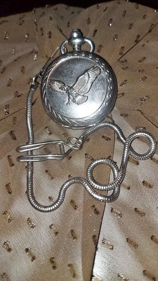 Eagle quartz pocket watch/Searock Great present....