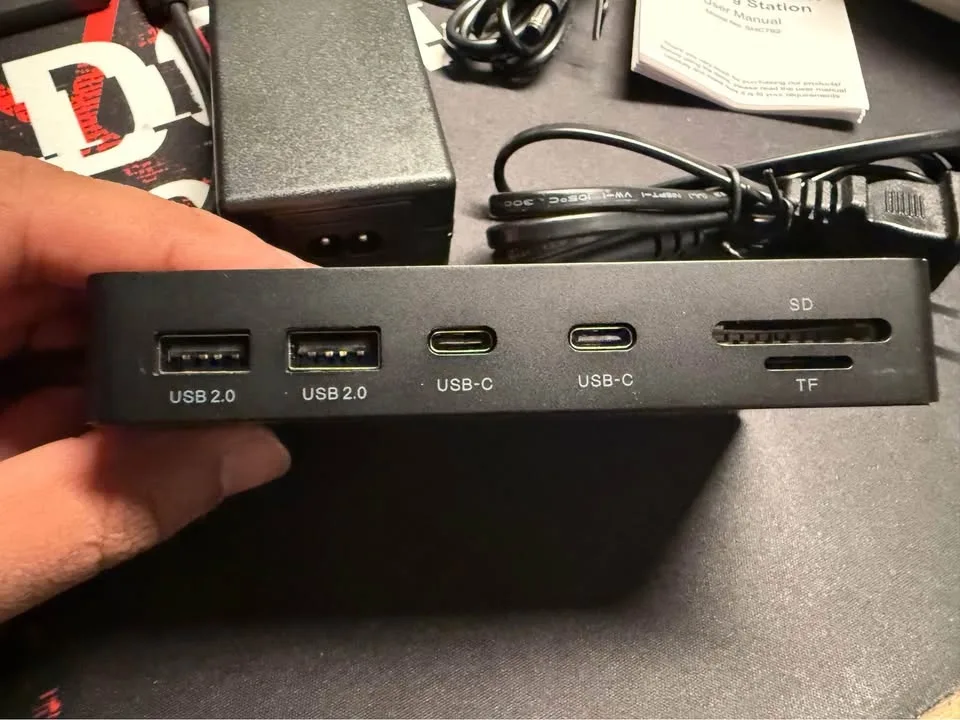 Surface Docking Station image indicator(5)