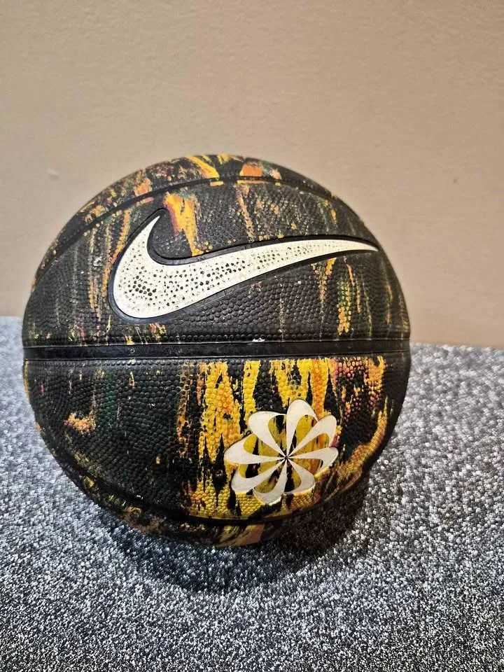 Nike every day. Basketball ball thumbnail