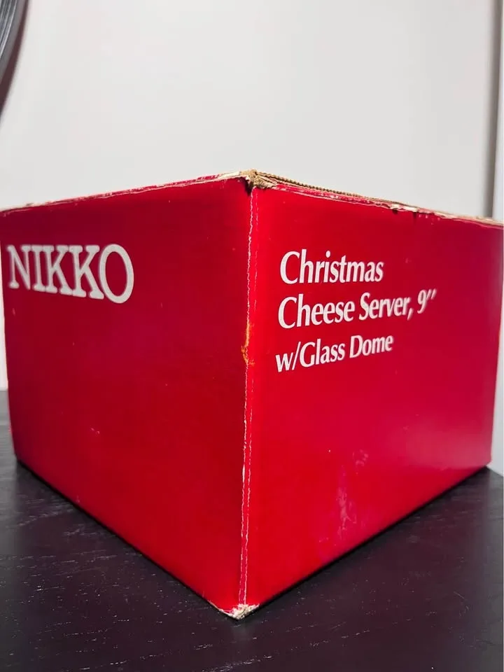 Vintage Arcoroc France Christmas Tree Glass Cloche 9” image indicator(9)