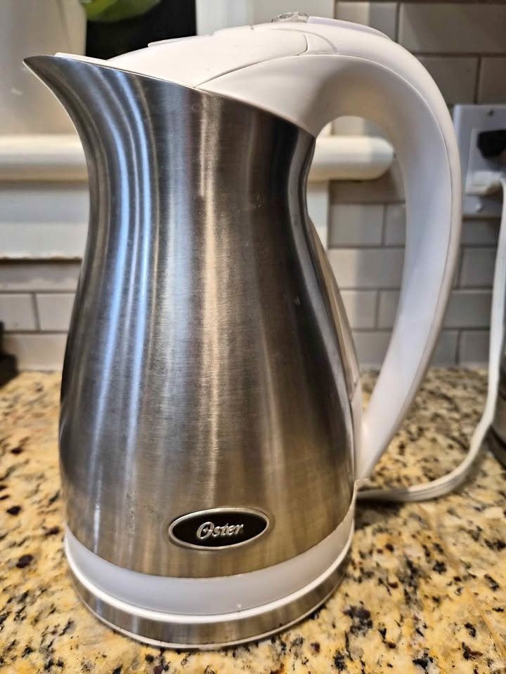 Oster stainless steel electric kettle