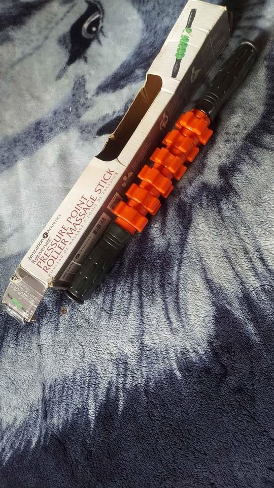 Pressure Point Roller Massage Stick - photo 2