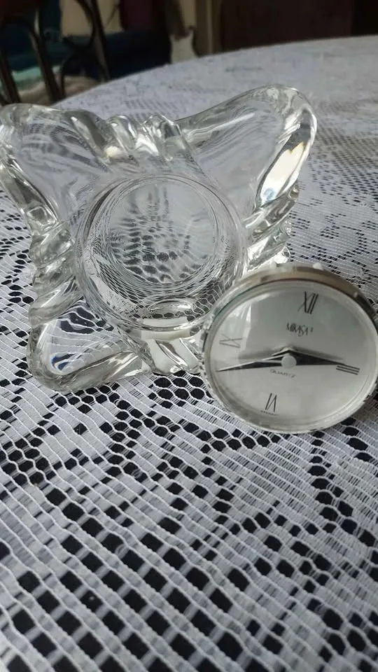 MIKASA Twist Square Quartz Crystal Desk Clock image indicator(5)