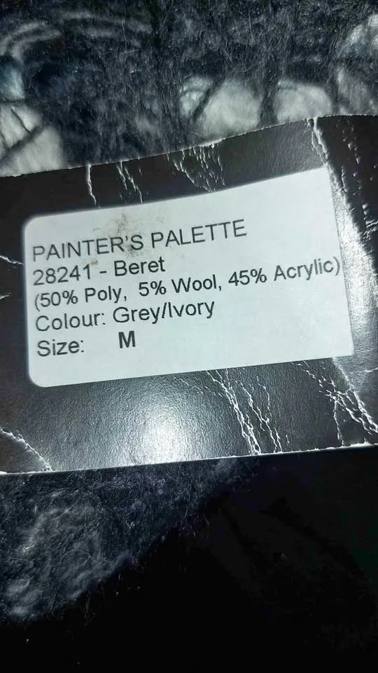 Bucket Hat & Beret Beautiful statement for a woman 👩 Each $10