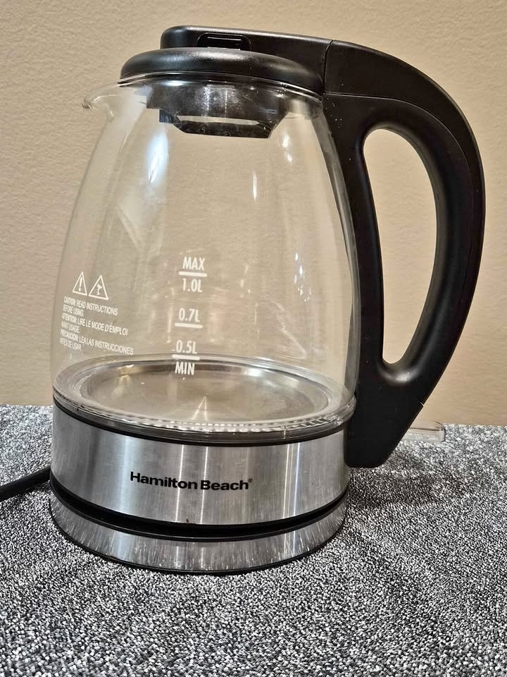 Hamilton Beach Compact 1 Liter Glass Kettle
