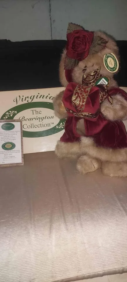 Bearington Collection #1072 Christmas Bear Virginia image indicator(4)