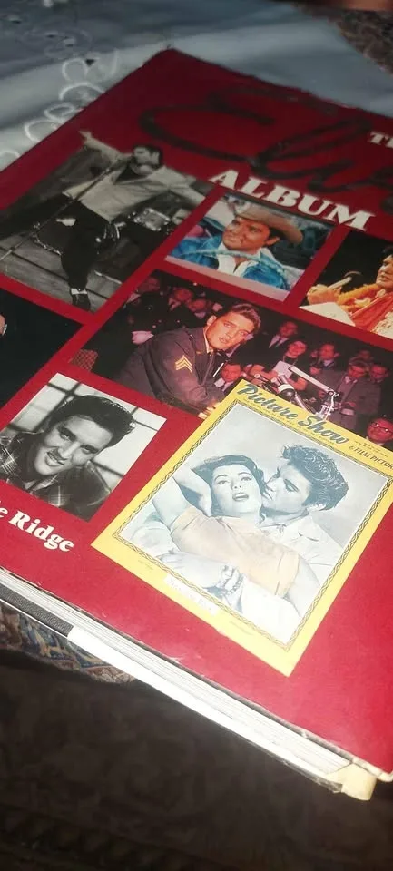 The Elvis Album by Millie Ridge -BOOK Mint condition image indicator(2)