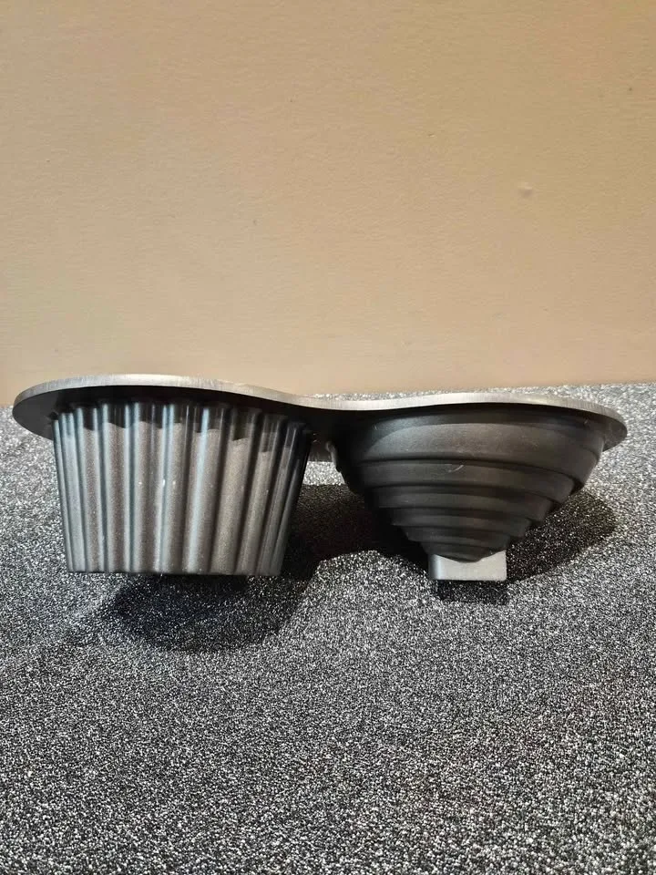 Cupcake Pan 3D Wilton Dimensions Giant image indicator(3)