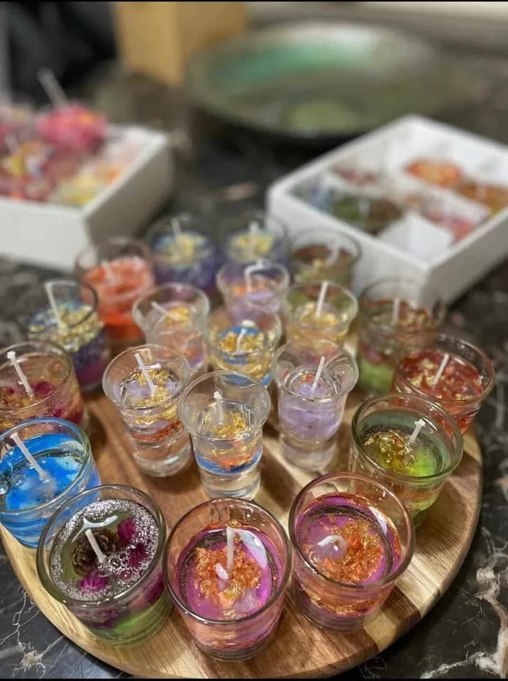 Beautiful Hand-made Gel Candles image indicator(4)