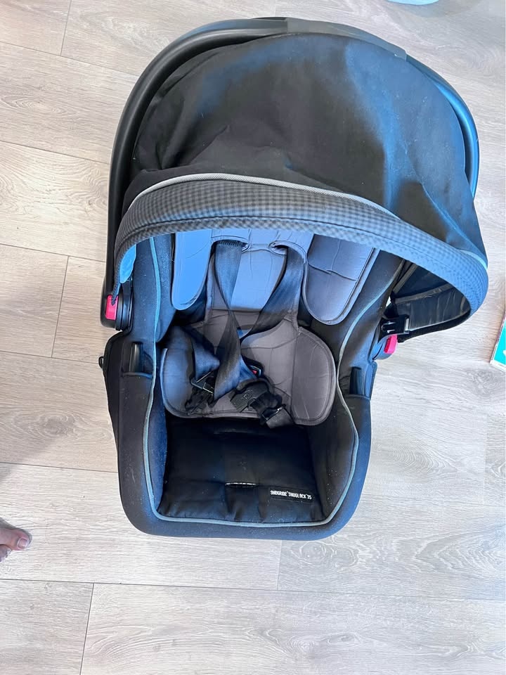 Graco Stroller + Car Seat - photo 3