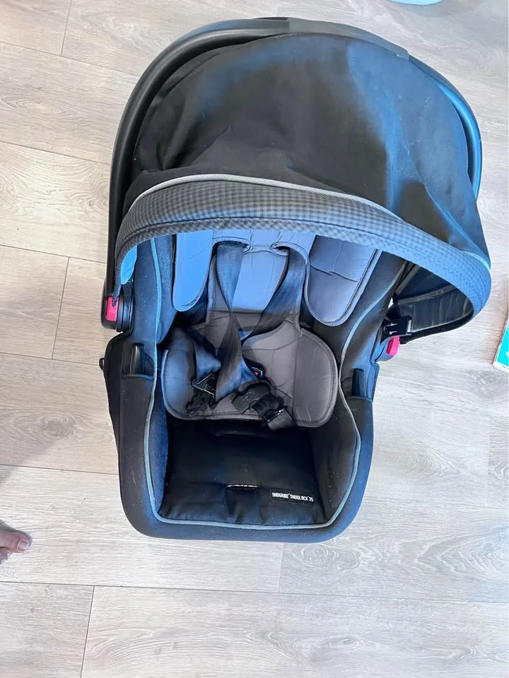 Graco Stroller + Car Seat image indicator(3)