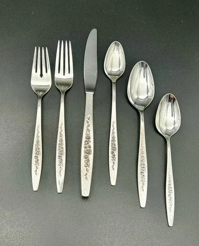Silverplated Flatware Set Service for 12