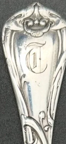 Set of 4 Reed and Barton Butter Spreaders image indicator(3)