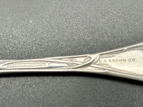 Set of 4 Reed and Barton Butter Spreaders image indicator(4)