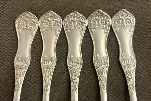 5 Wm. Rogers & Son Silverplate Forks image indicator(4)