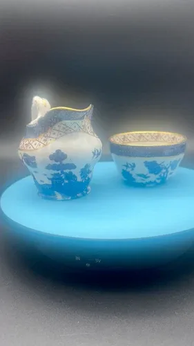 BOOTHS “REAL OLD WILLOW" Creamer and Sugar Bowl image indicator(2)