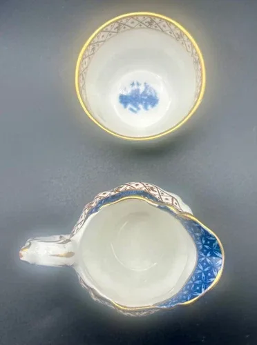 BOOTHS “REAL OLD WILLOW" Creamer and Sugar Bowl image indicator(4)