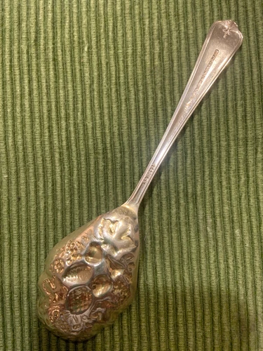 Floral Repousse Berry Spoon 5.75" - photo 4