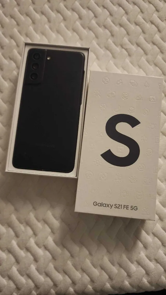 Samsung S21 FE 128gb Unlocked BLACK