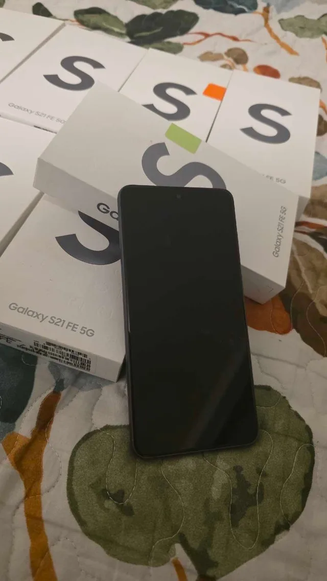 Samsung S21 FE 128gb Unlocked (Multiple Available) image indicator(3)