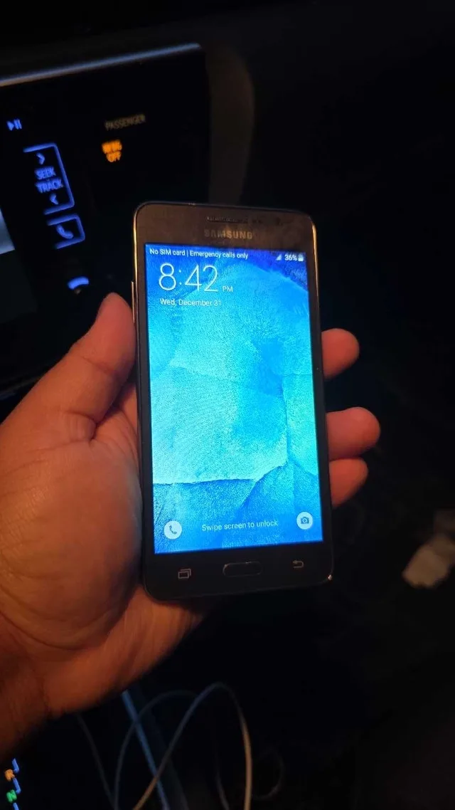 Samsung Grand Prime 8gb UNLOCKED image indicator(2)