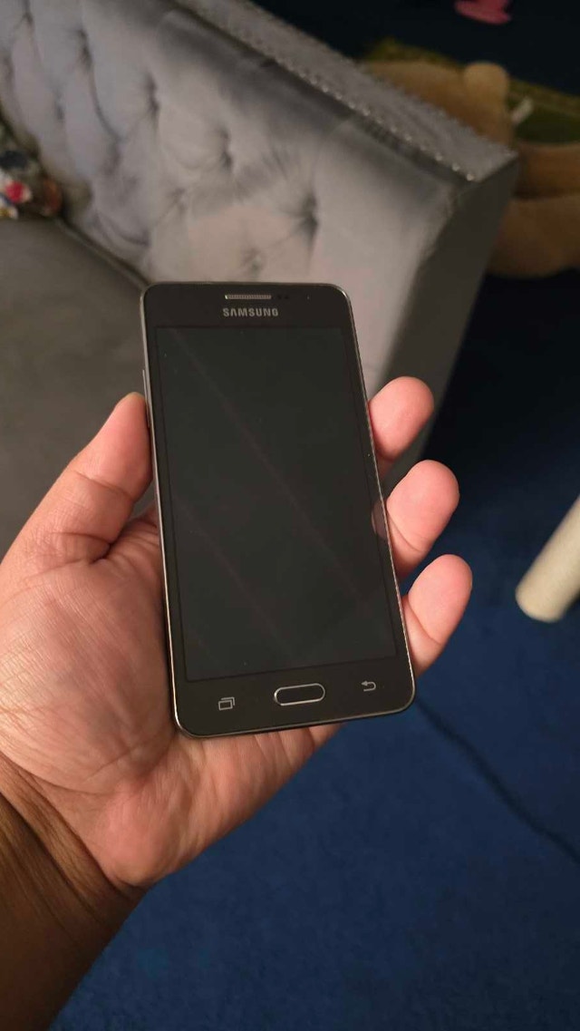 Samsung Galaxy Grand Prime 8gb UNLOCKED - photo 2