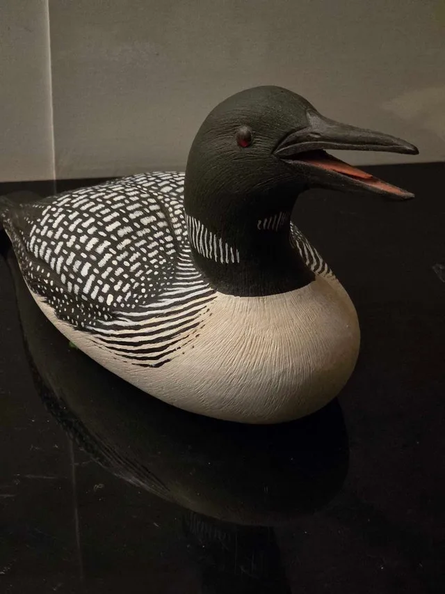 Loon Carving Master Carver Weldon Tracey 1987 image indicator(3)