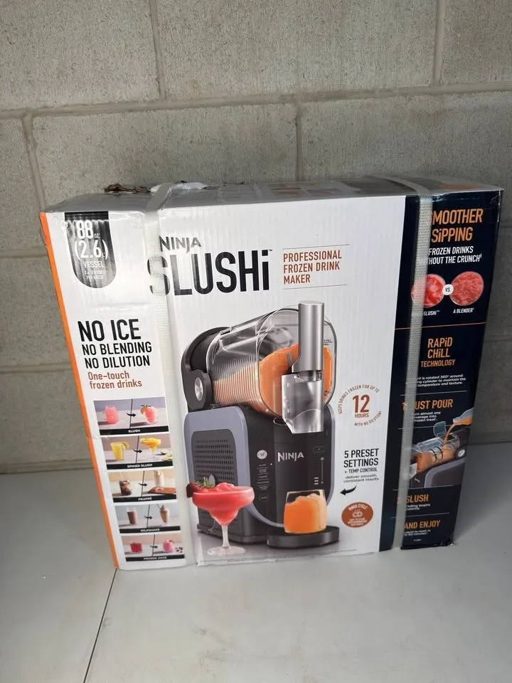 Ninja SLUSHi Frozen Drink & Ice Machine image indicator(2)