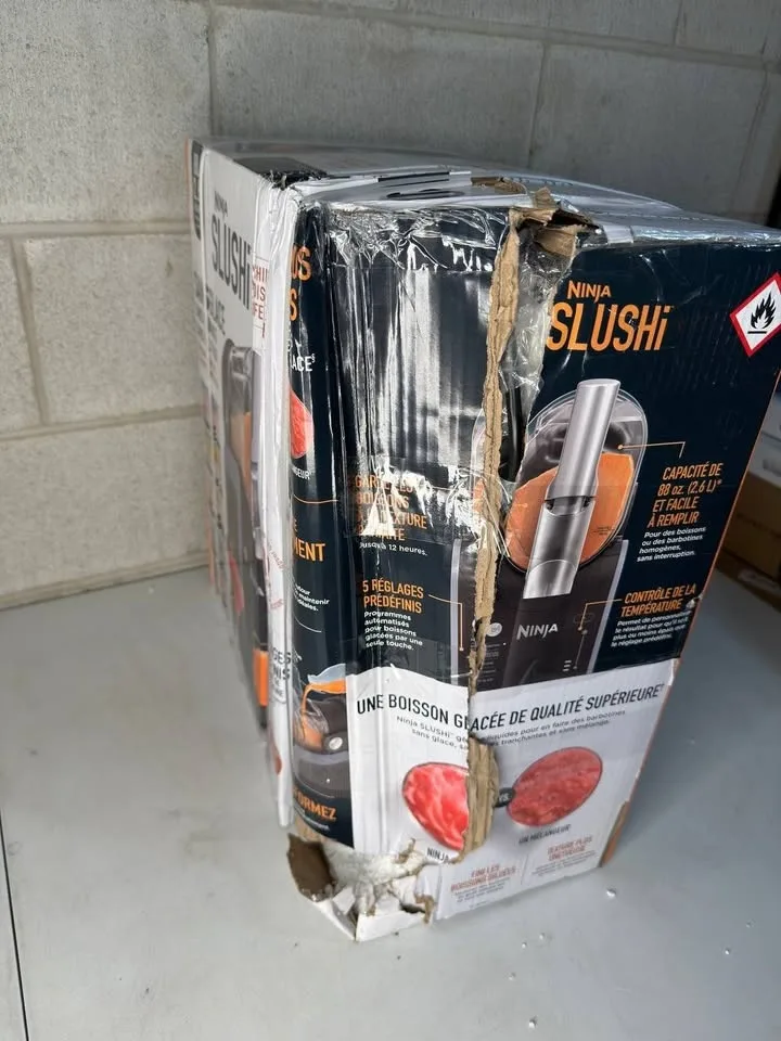 Ninja SLUSHi Frozen Drink & Ice Machine image indicator(3)