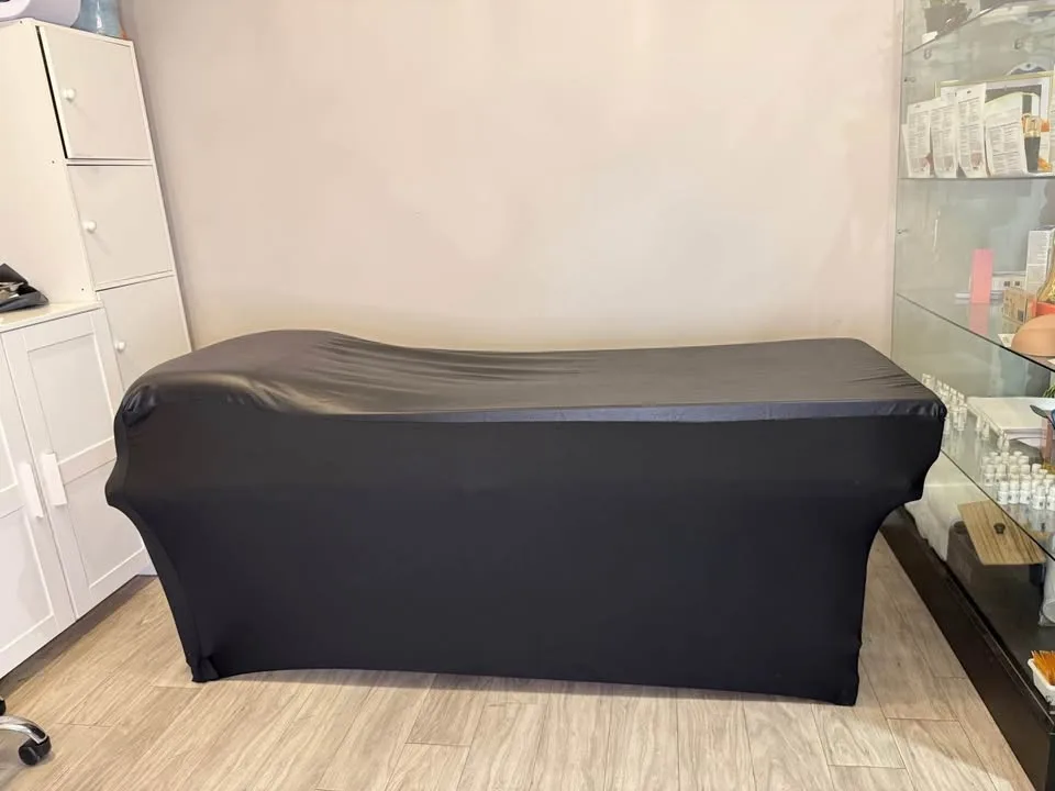 Massage/Eyelash Extensions/ PMU Bed image indicator(2)